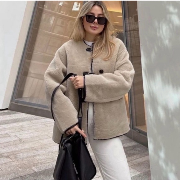 New w/o tag Viral MANGO Women's Appliques Faux-Fur Coat - Picture 6 of 15